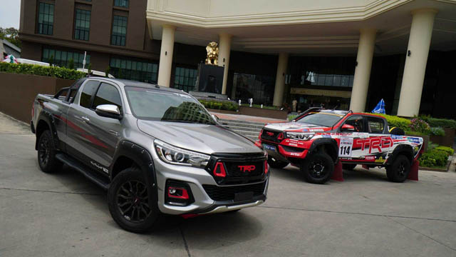 Toyota Hilux 2019 c пакетом Black Rally Edition от компании TRD