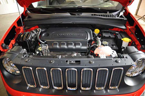 фото двигателя Jeep Renegade 2015