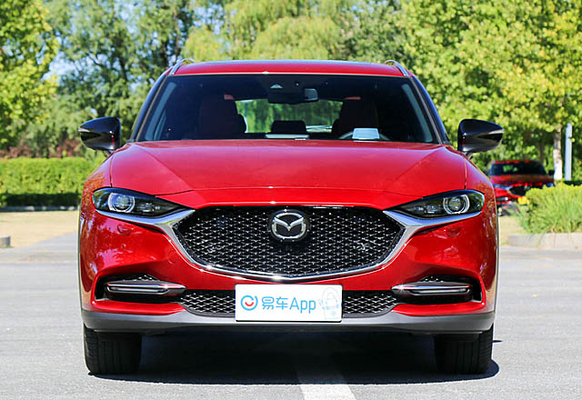 Новый купеобразный кроссовер Mazda CX-4 стал абсолютным лидером продаж